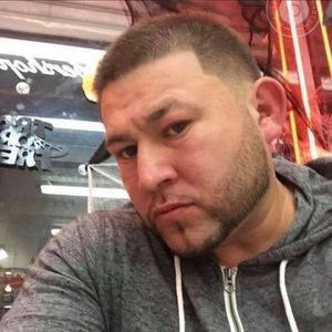 Meet your Posher, Ulises